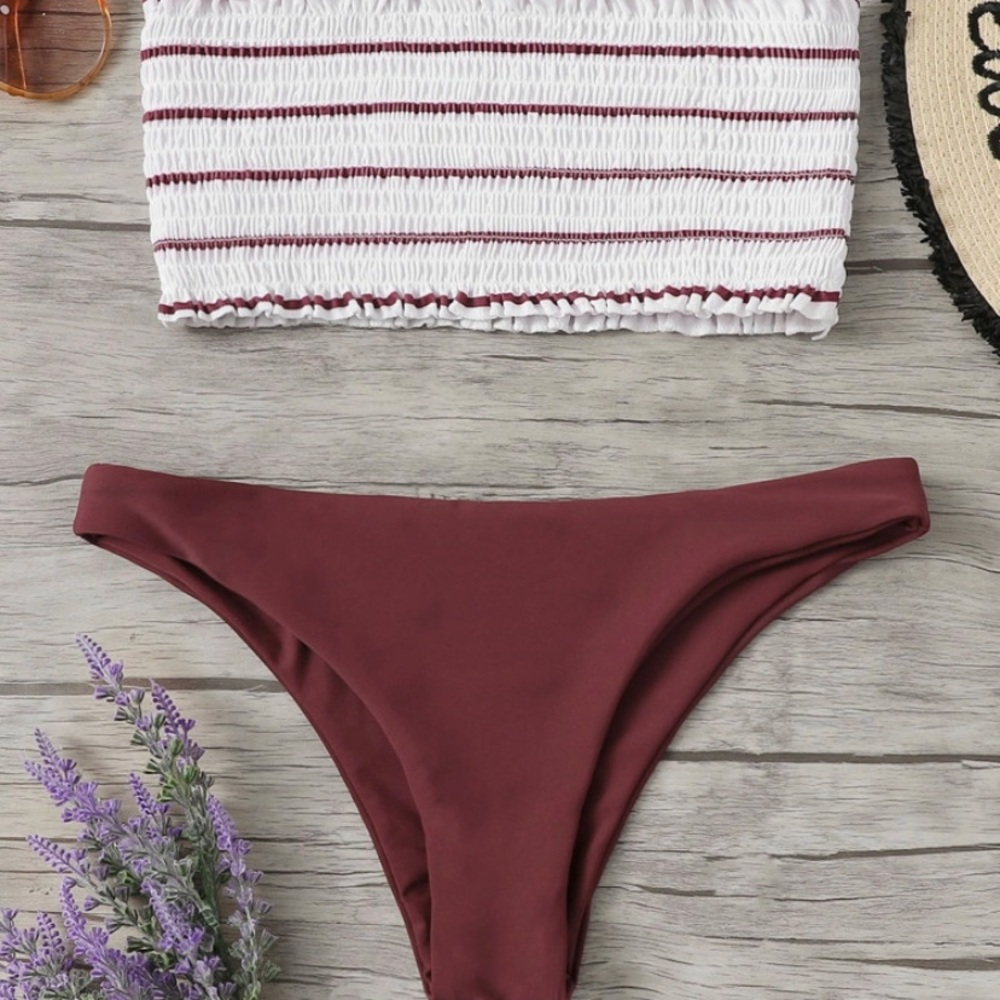 maroon bikini set🤍